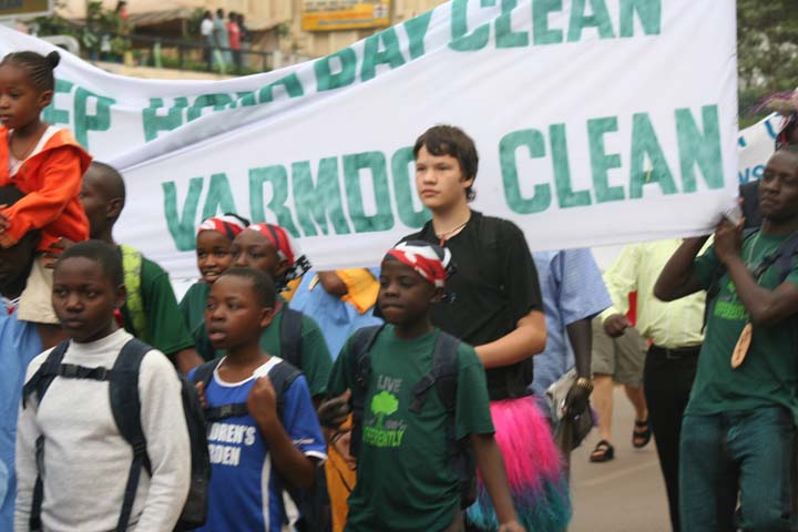 VMKampala2008 Parade05 720x480