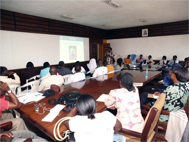 VMKampala2008 Seminars03 640x480